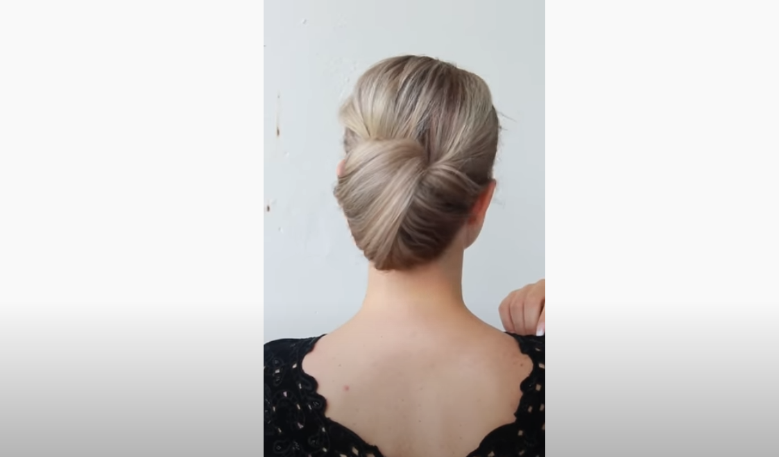 Easy DIY Holiday Hairstyles